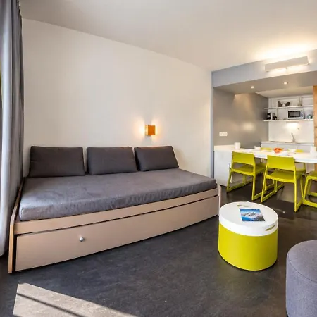 Apartment Le Varet - Au Pied Des Pistes - Arc 2000 *